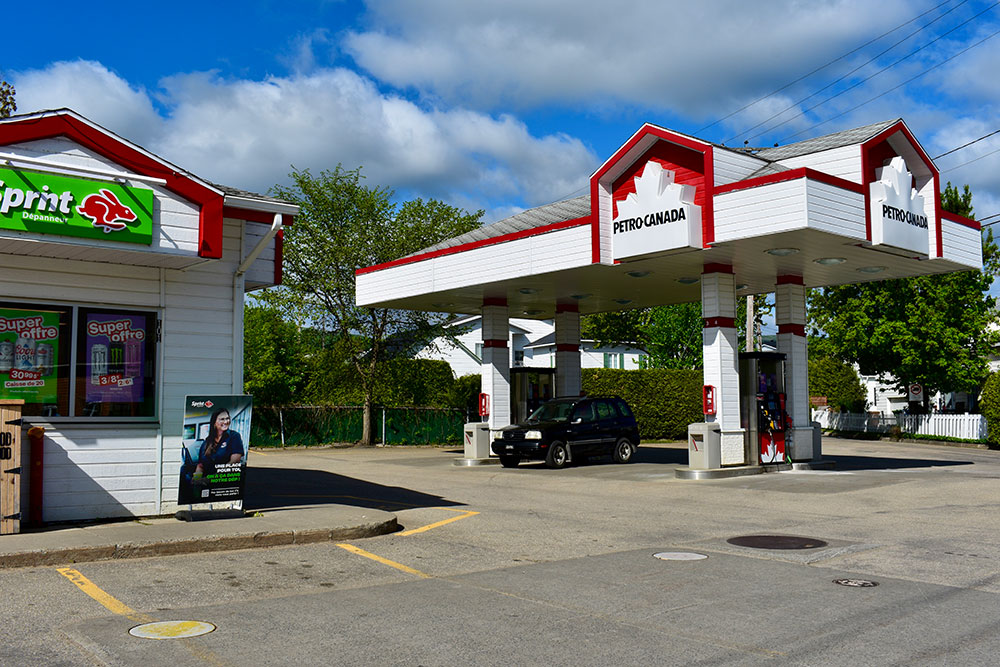 Petro-Canada et Lave-Auto Baie-Saint-Paul